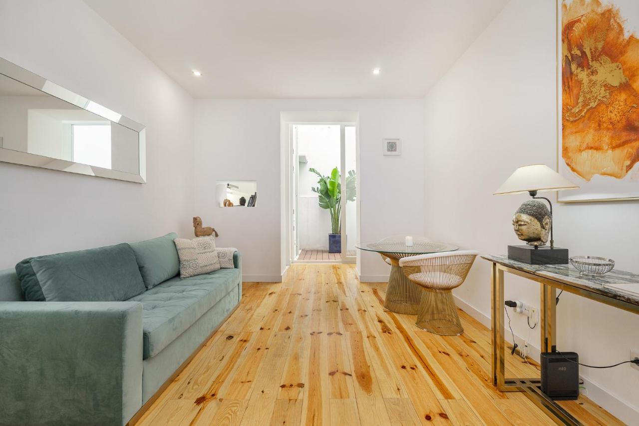 Whome Chic 1-bed W/ Patio Perfect To Explore Apartment Lissabon